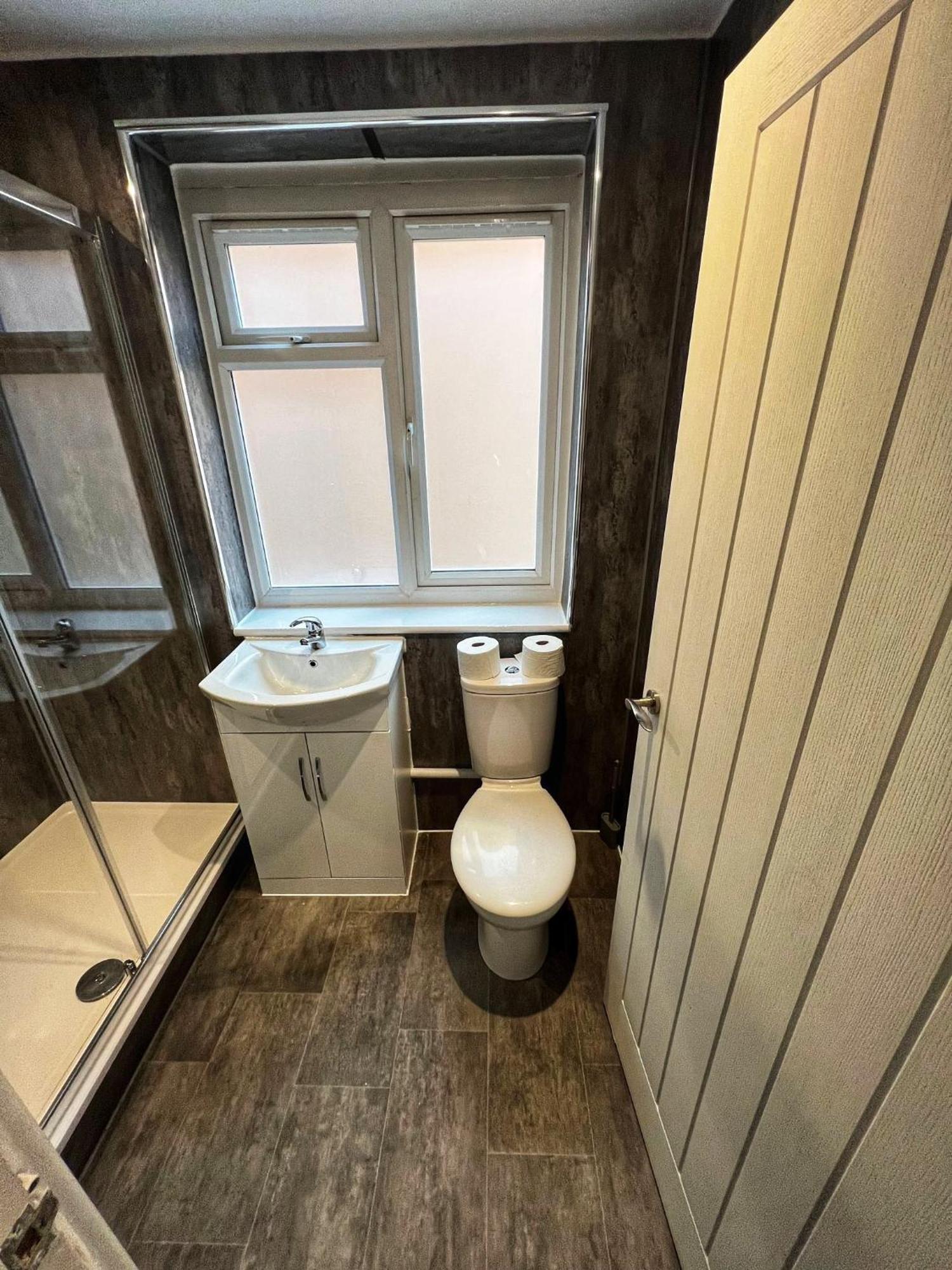 Modern Comfortable Quiet Self Contained Apartments Брэклей Экстерьер фото